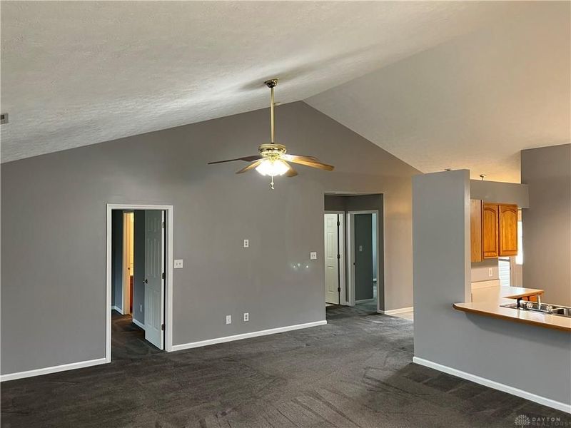 102 Burgundy Drive, Englewood, OH 45322 Photo 6