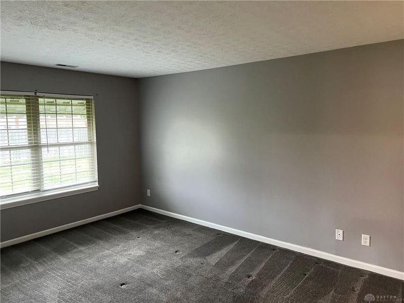 102 Burgundy Drive, Englewood, OH 45322 Photo 8