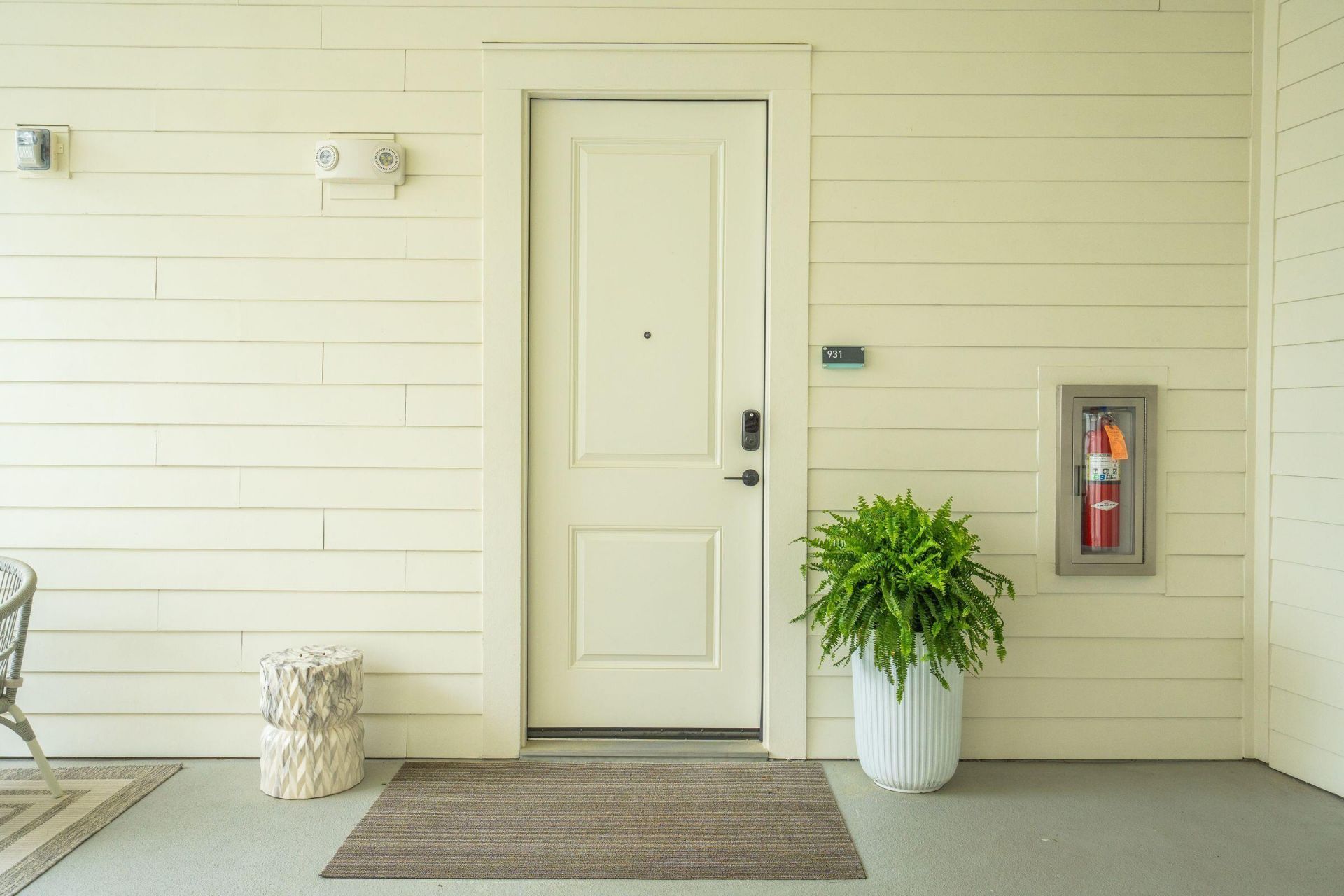 345 Longshore Street Photo 6