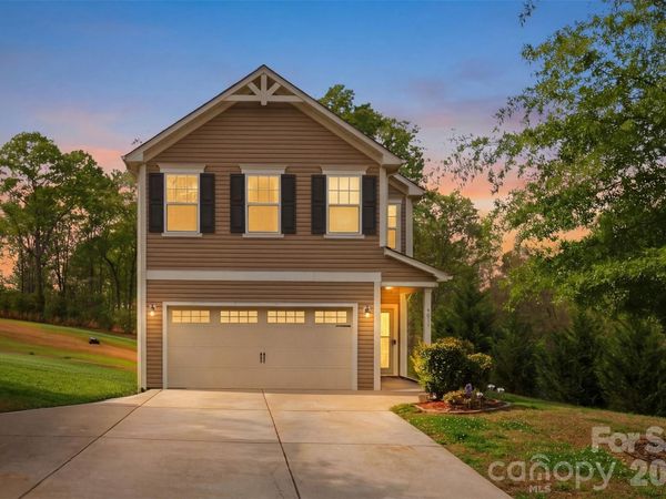 7017 Whitewater Loop , Lowell, NC 28098