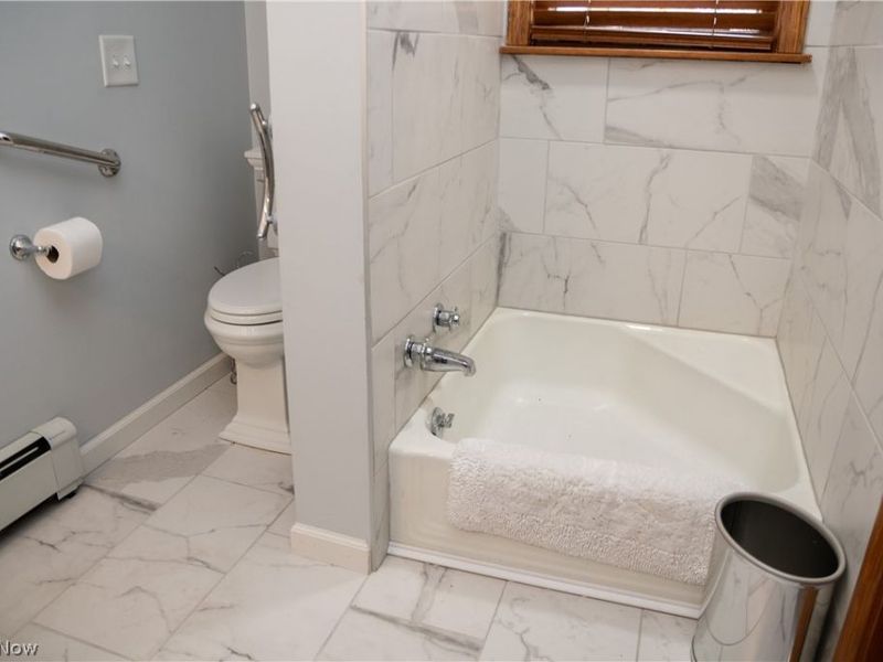 2004 Burning Tree Lane, Youngstown, OH 44505 Photo 13