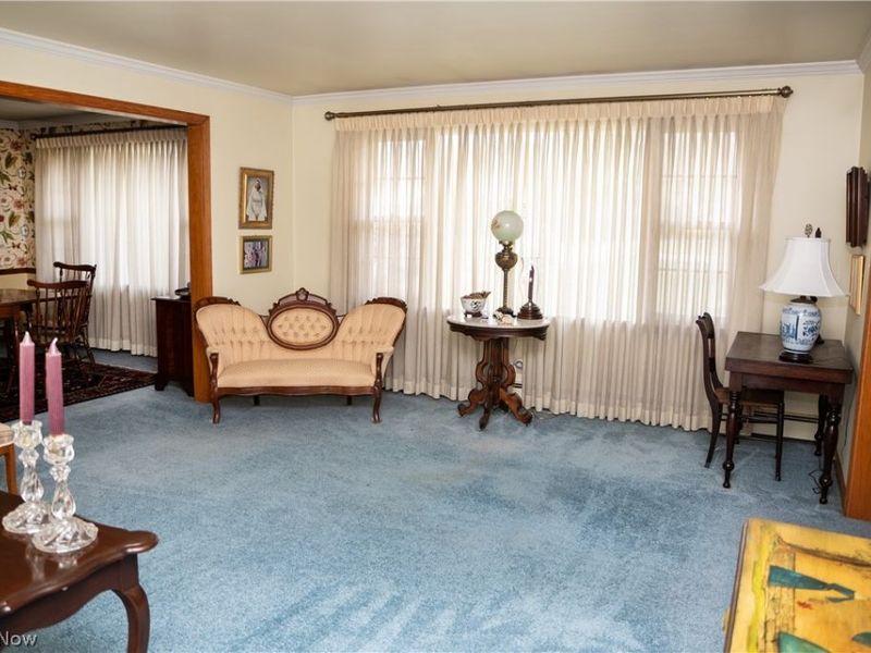 2004 Burning Tree Lane, Youngstown, OH 44505 Photo 5