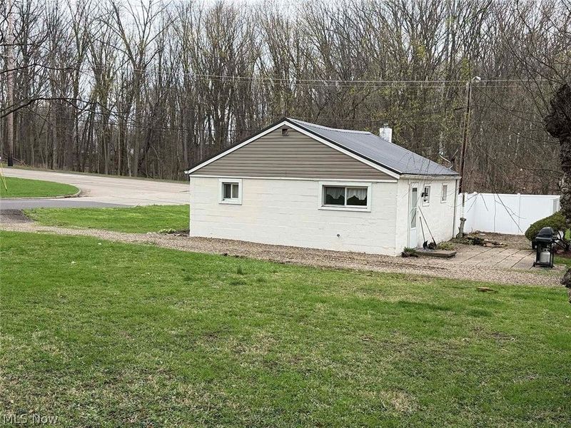 1610 Connecticut Avenue SE, Massillon, OH 44646 Photo 9