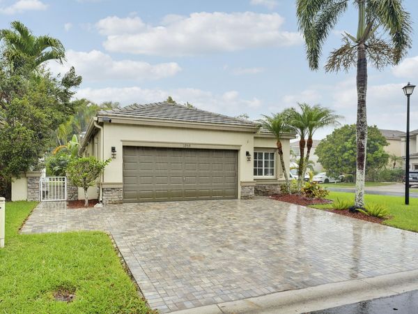 5959 Durango Drive, Lake Worth, FL 33449