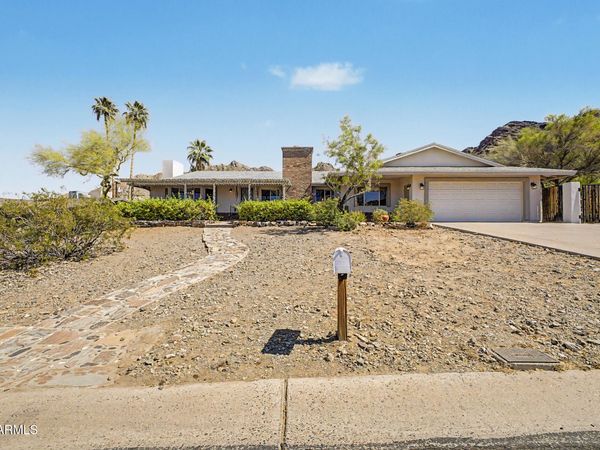 1742 E MOUNTAIN VIEW Road, Phoenix, AZ 85020