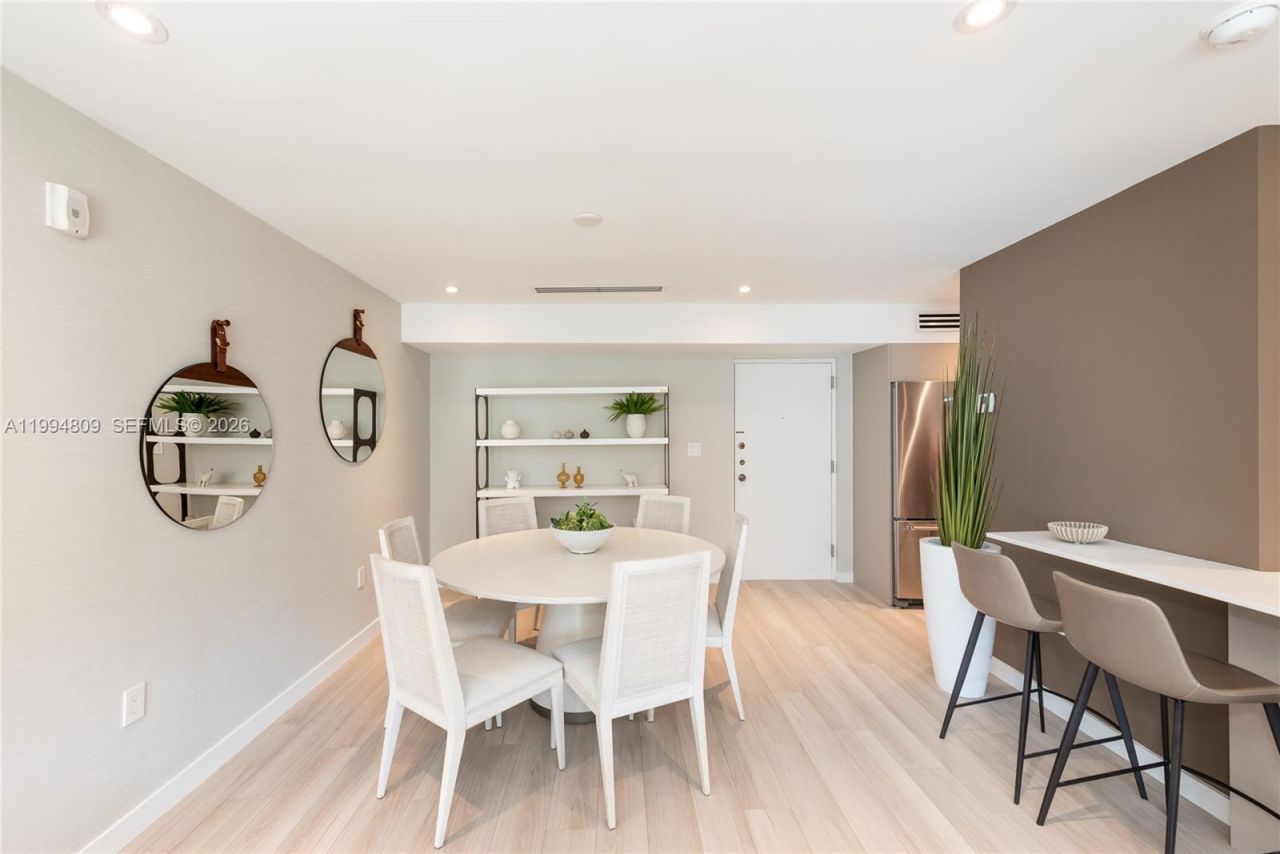 255 Galen Dr, Unit 2I, Key Biscayne, FL 33149 Photo