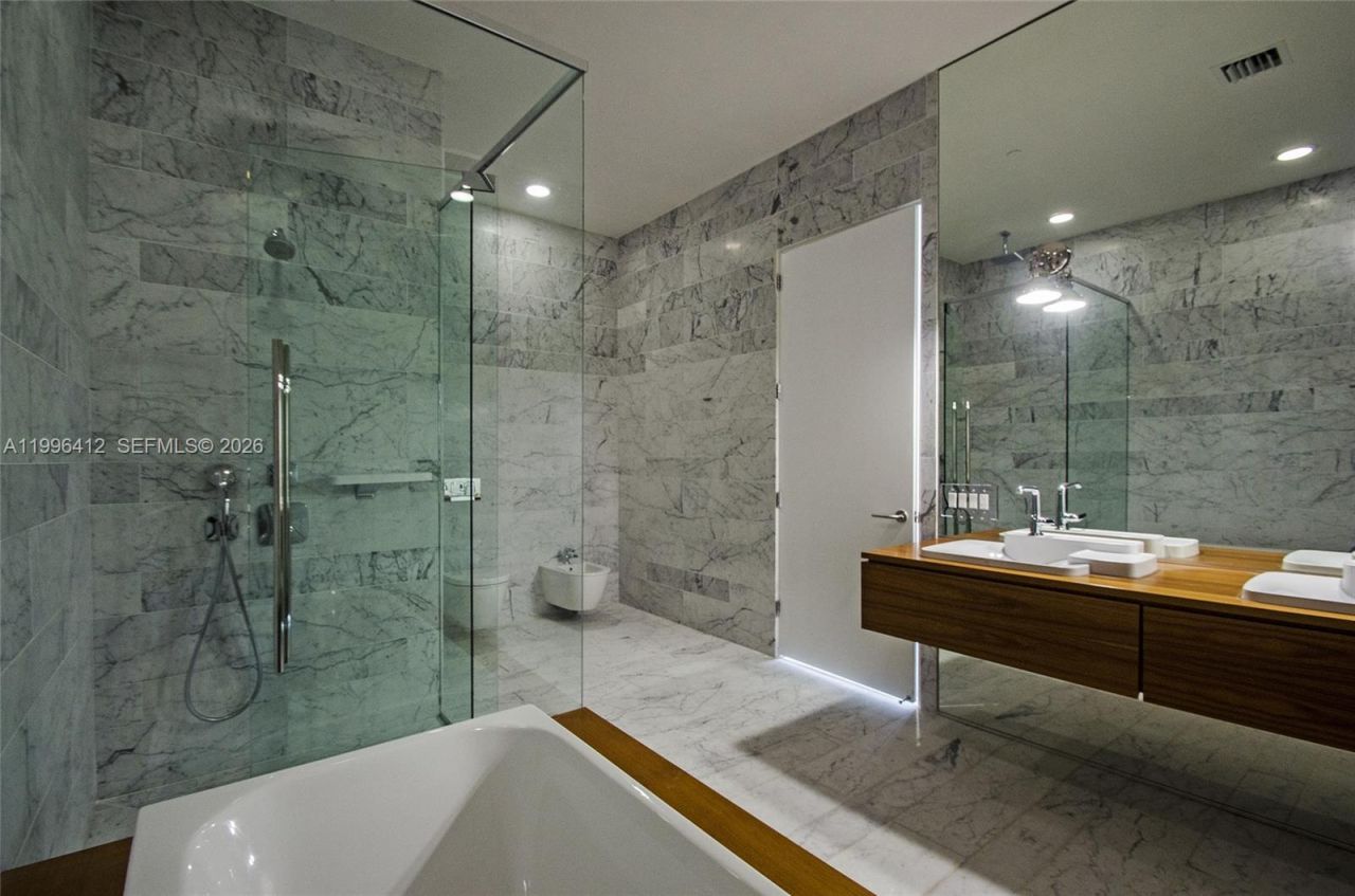 2669 S Bayshore Dr, Unit 702-N, Coconut Grove, FL 33133 Photo