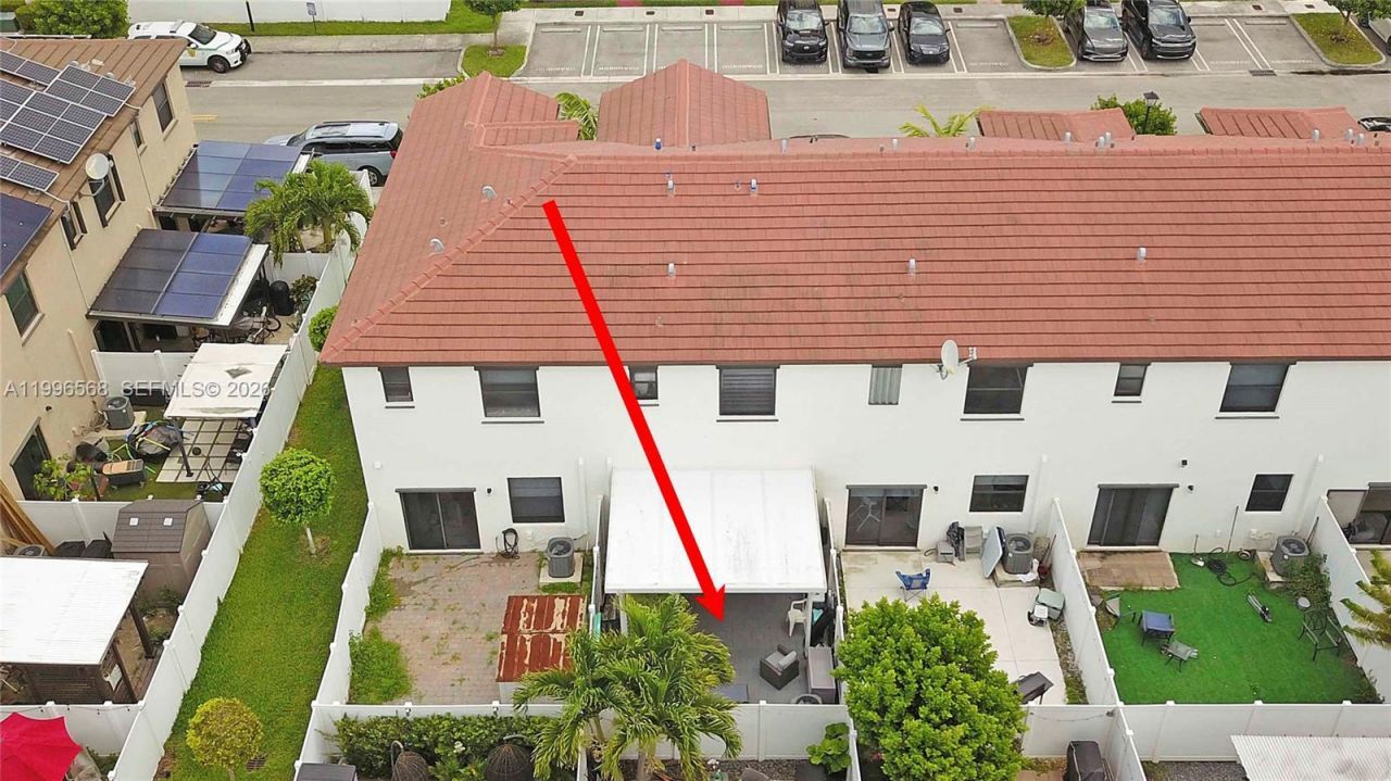 10628 W 33rd Way, Hialeah, FL 33018 Photo
