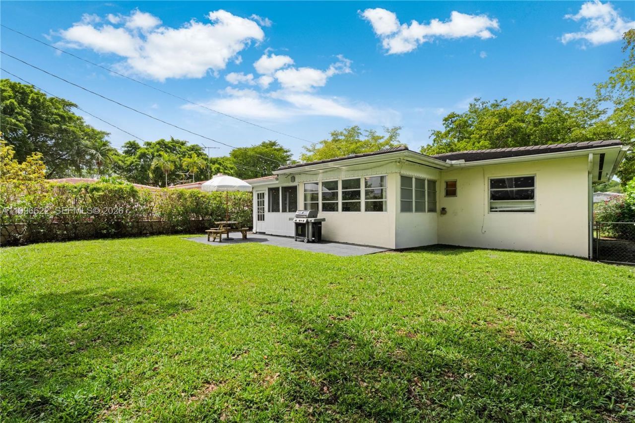 466 Loretto Ave, Coral Gables, FL 33146 Photo