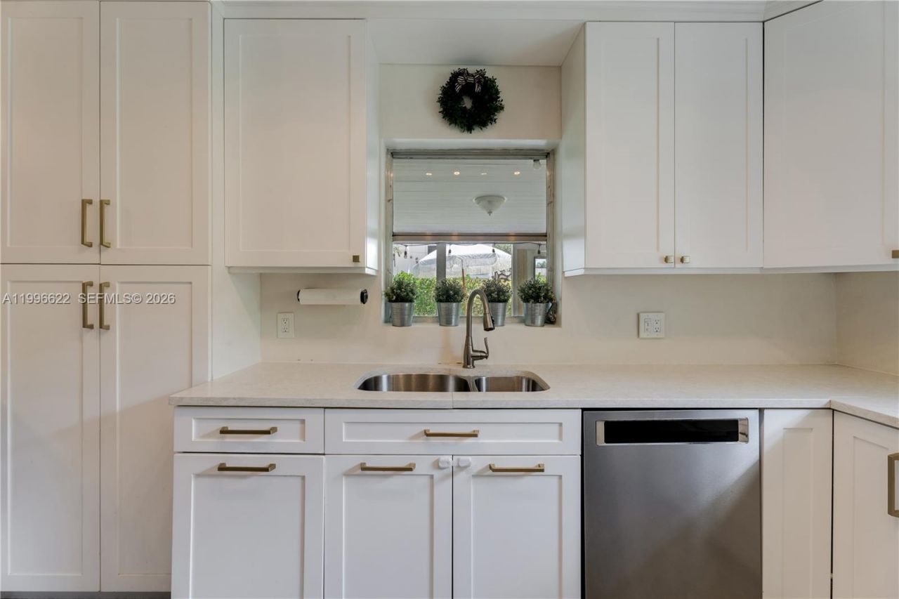 466 Loretto Ave, Coral Gables, FL 33146 Photo