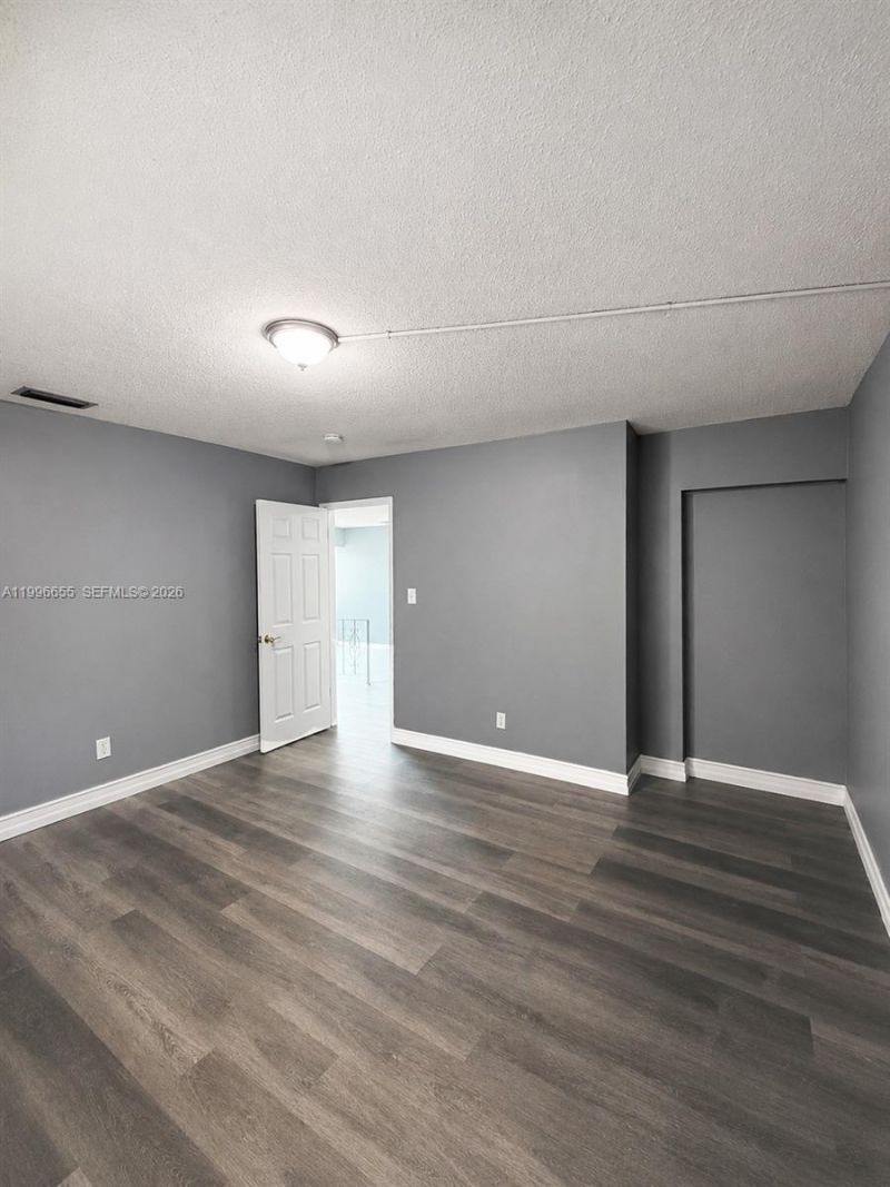 4753 NW 41st St, Lauderdale Lakes, FL 33319 Photo