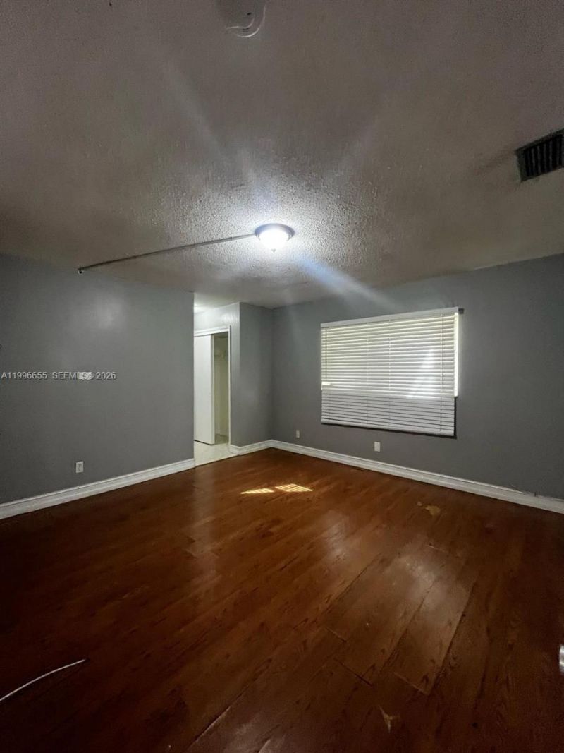 4753 NW 41st St, Lauderdale Lakes, FL 33319 Photo