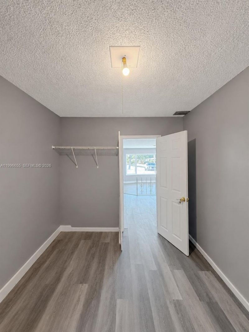 4753 NW 41st St, Lauderdale Lakes, FL 33319 Photo