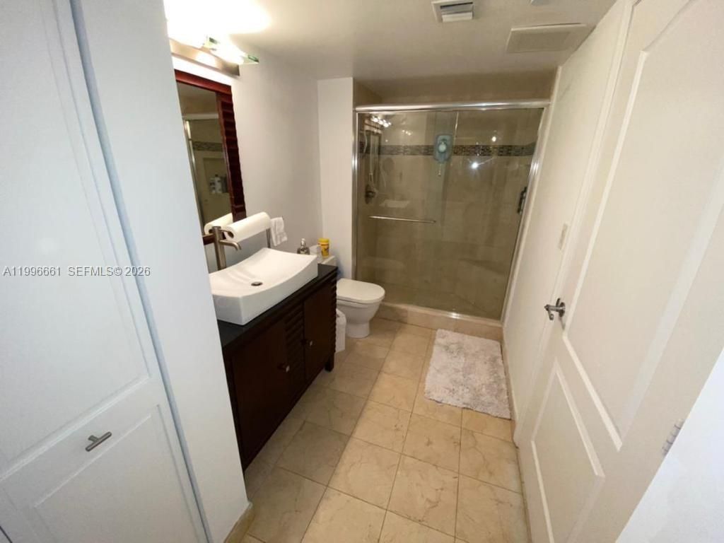2101 Brickell Ave, Unit 2604, Miami, FL 33129 Photo