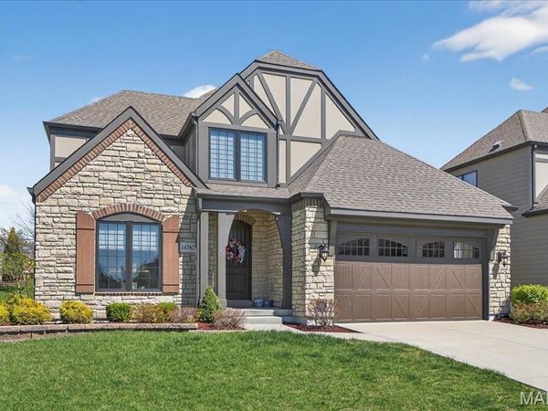 14702 Schoettler Grove Court, Chesterfield, MO 63017