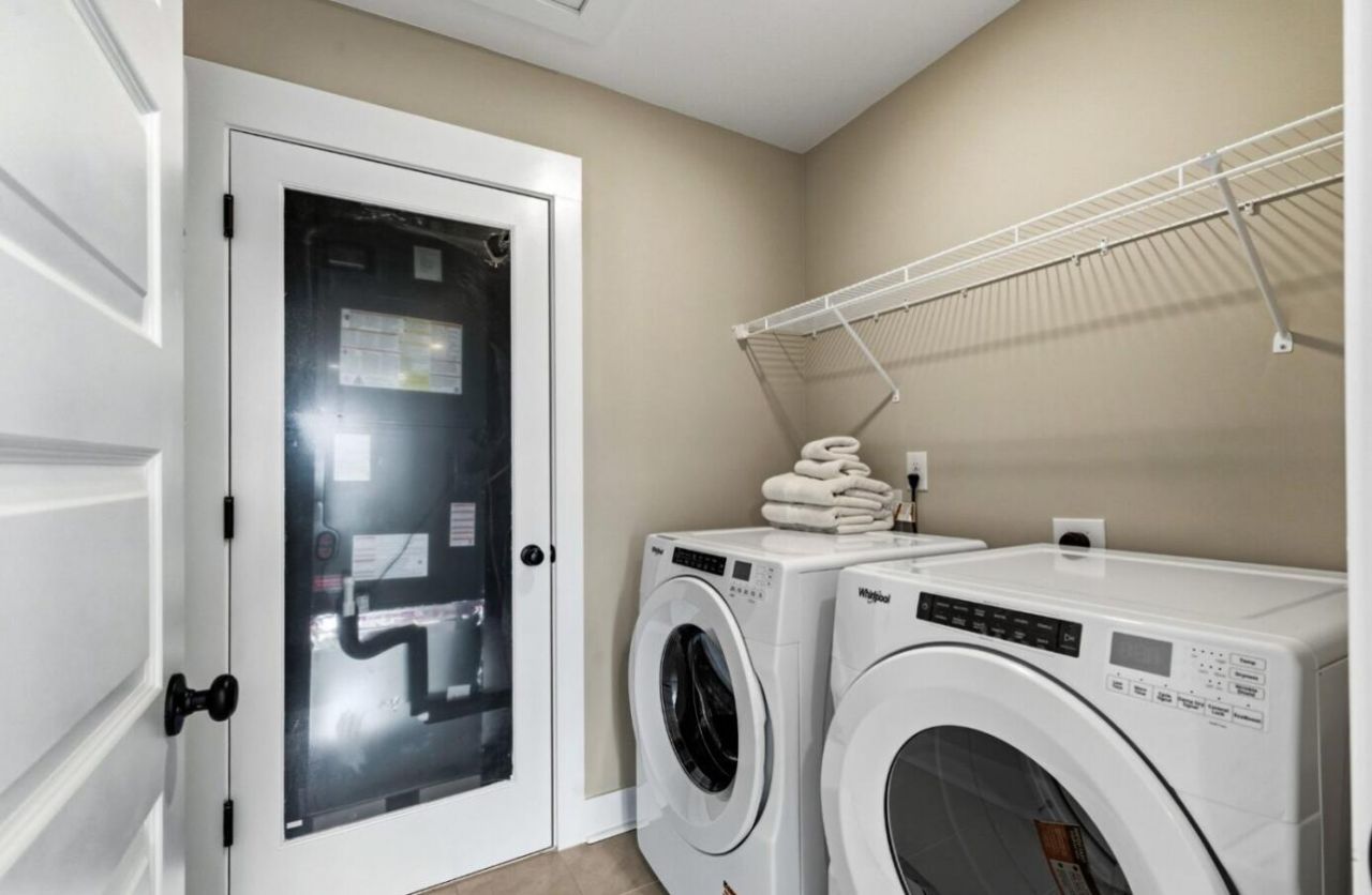 447 White Magnolia Street Photo 23