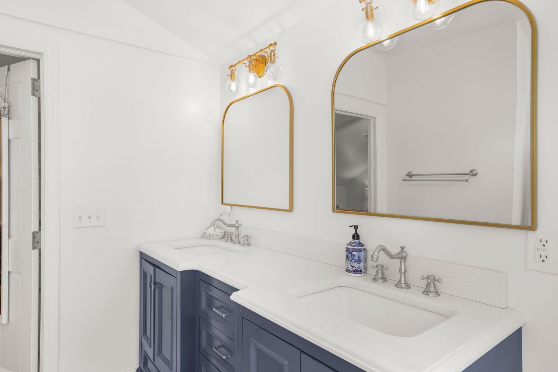 3 Craven Avenue Photo 37