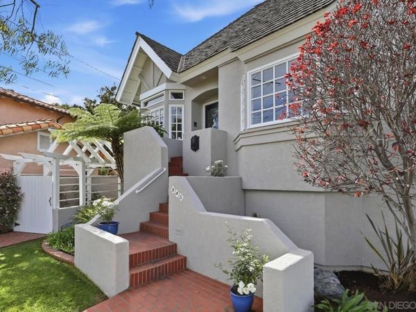 945 Bay Circle, Coronado, CA 92118