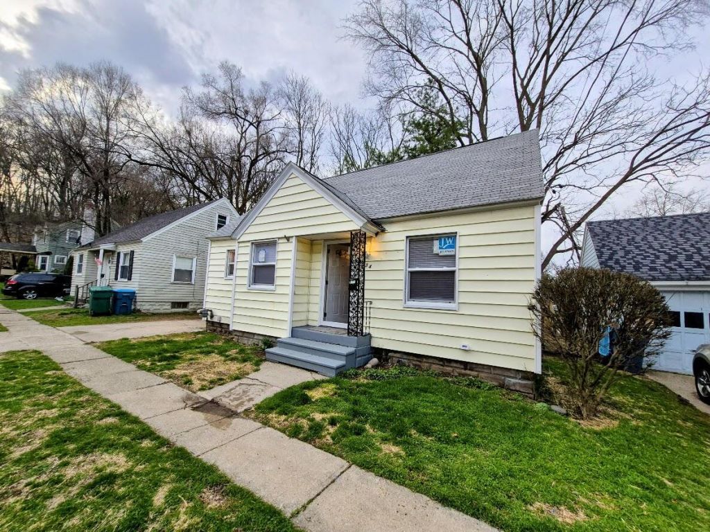 134 W Alcott Street, Kalamazoo, MI 49001 Main Photo