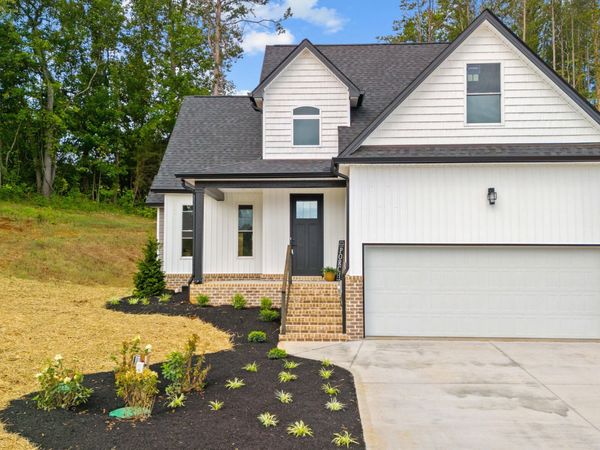 340 Battlefield Drive, Dandridge, TN 37725