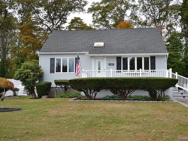 120 Arlington Road, Lake Ronkonkoma, NY 11779
