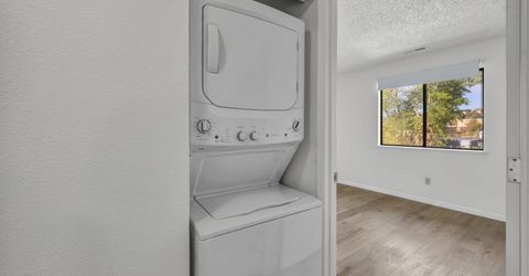 2970 Tierra Verde W, Reno, NV 89512 Photo