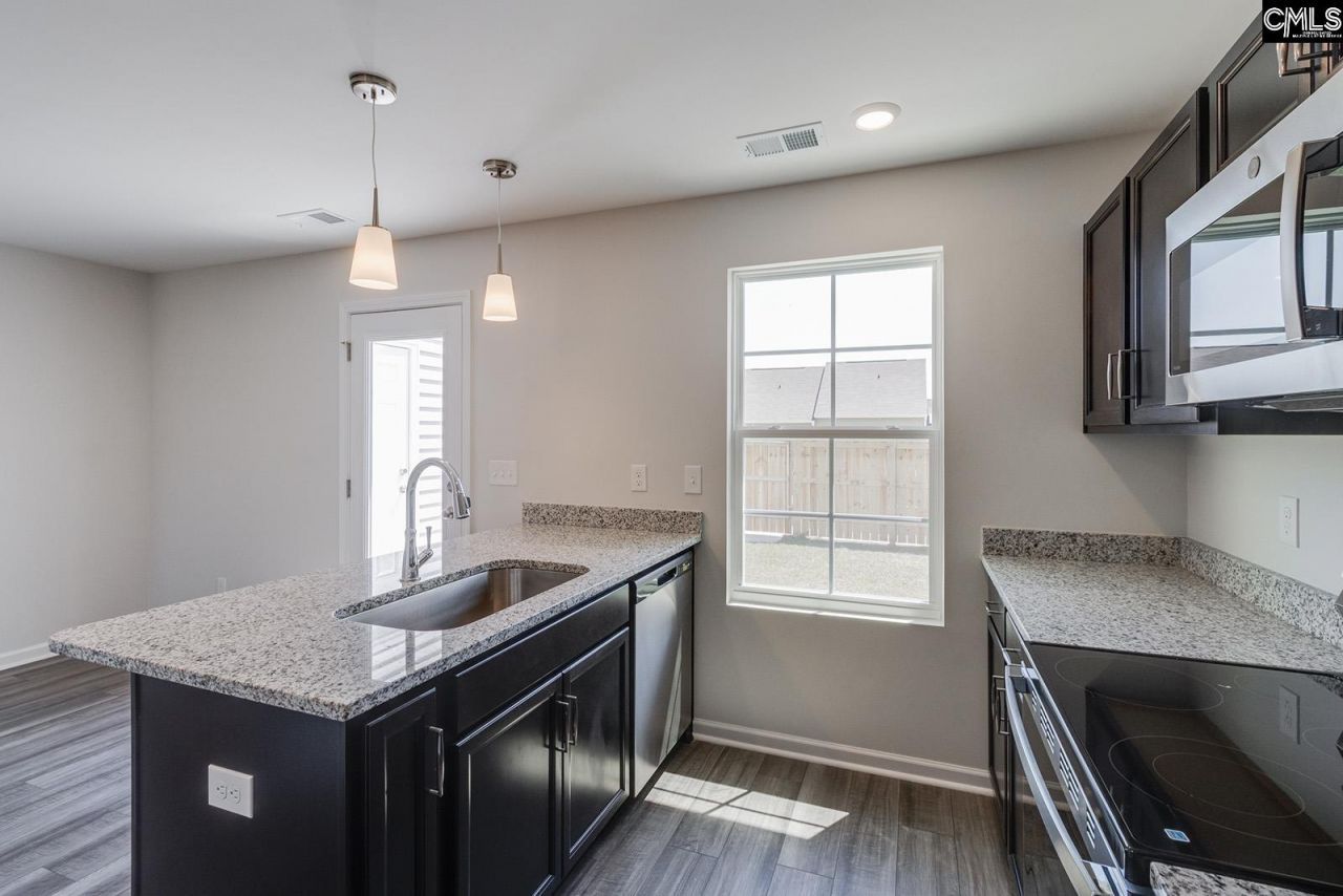 3028 Harborview Drive Photo 11