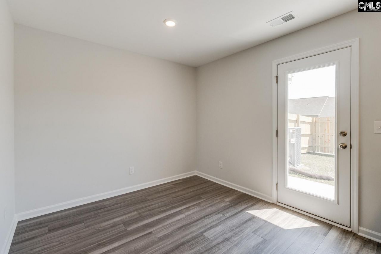 3028 Harborview Drive Photo 12