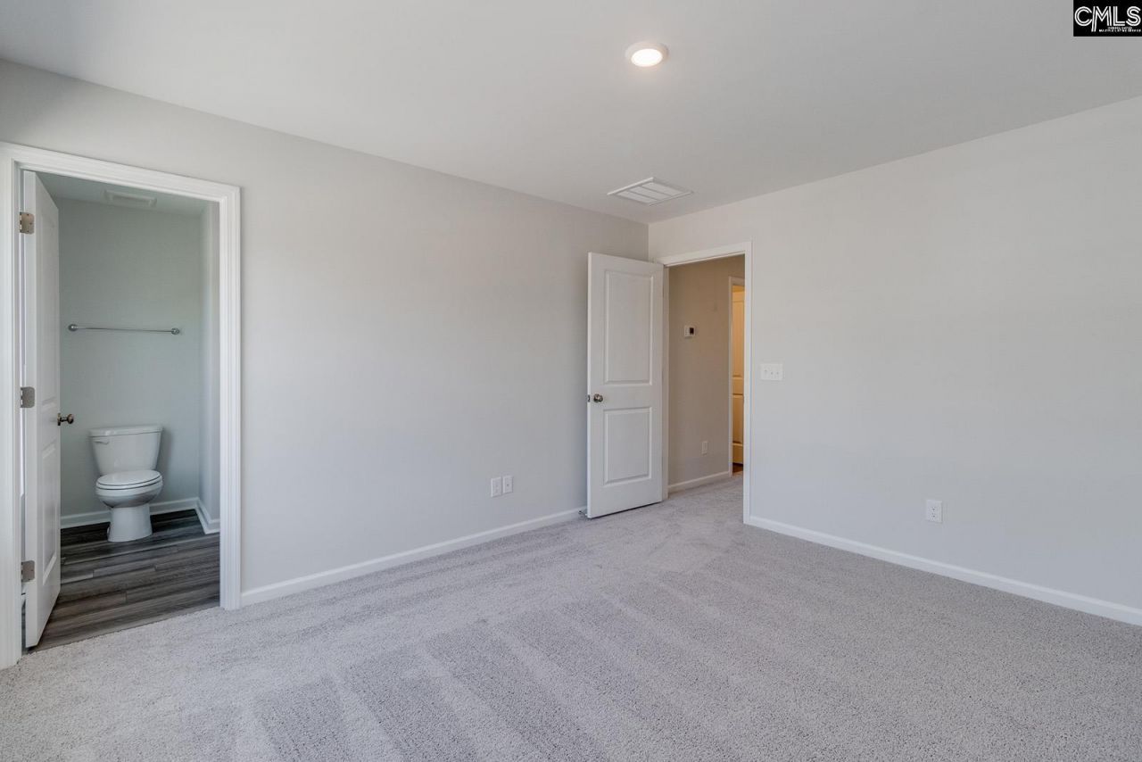 3028 Harborview Drive Photo 15