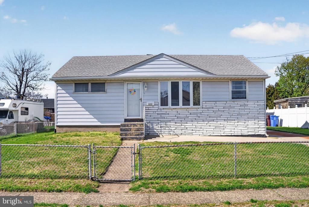 505 Monroe Street, Riverside, NJ 08075 Main Photo