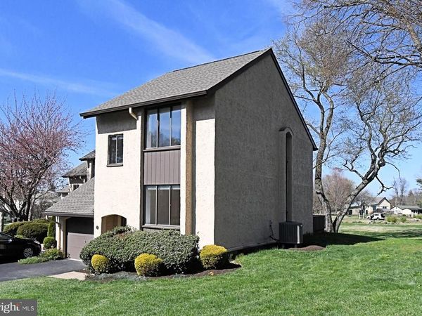 71 GOLF CLUB DRIVE , LANGHORNE, PA 19047