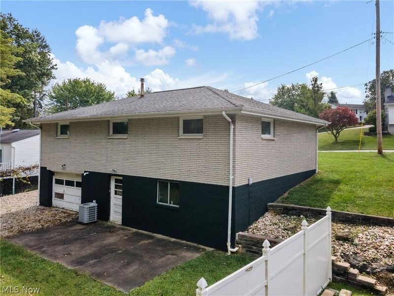 51235 Burrwood Drive, Saint Clairsville, OH 43947 Photo 23