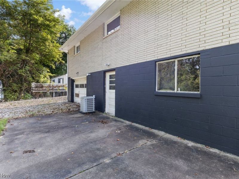 51235 Burrwood Drive, Saint Clairsville, OH 43947 Photo 24