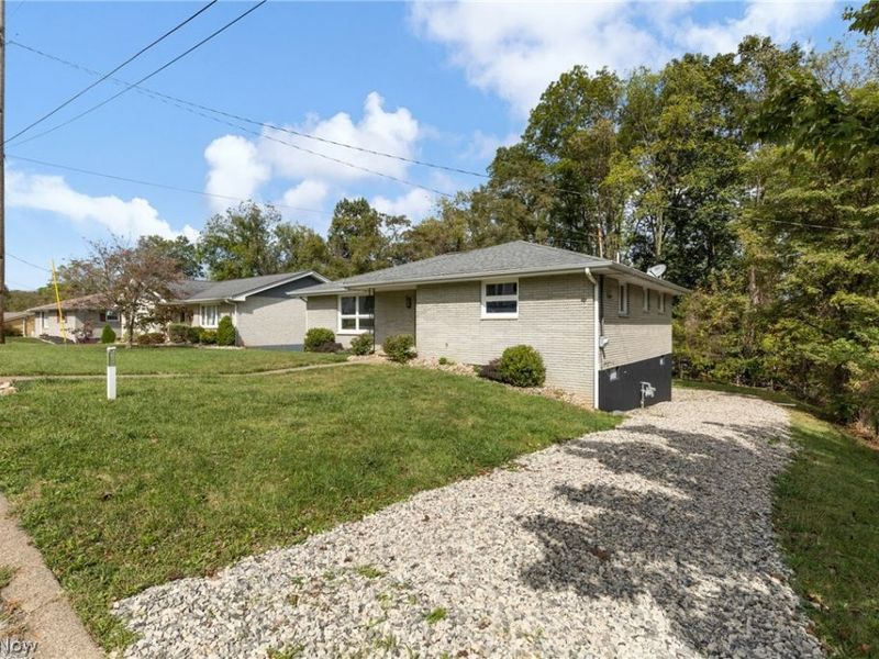 51235 Burrwood Drive, Saint Clairsville, OH 43947 Photo 30