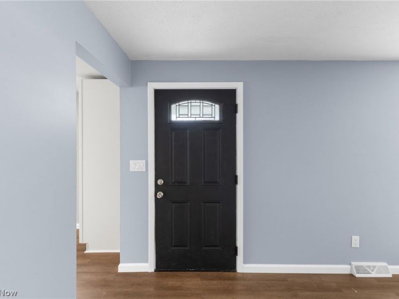 51235 Burrwood Drive, Saint Clairsville, OH 43947 Photo 4