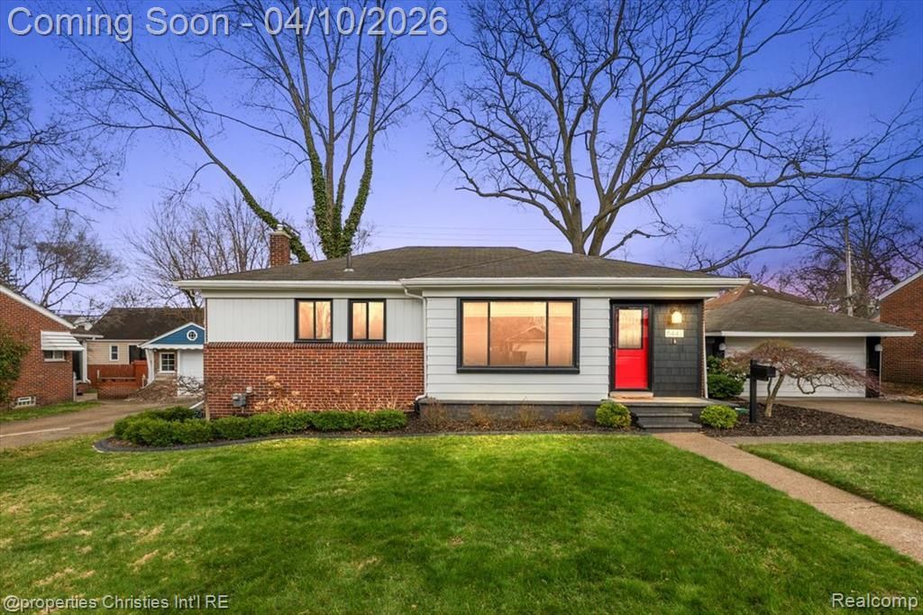 8441 Northfield Boulevard, Oak Park, MI 48237 Main Photo