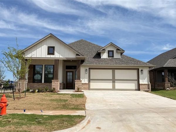 12737 NW 2nd Street, Yukon, OK 73099