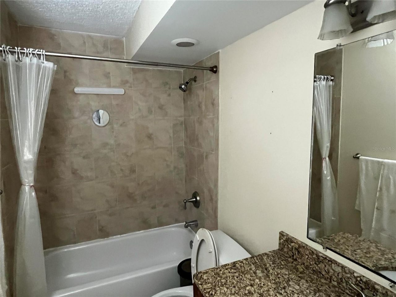 2740 Coconut Bay Ln Lane , Unit 317, Sarasota, FL 34237 Photo
