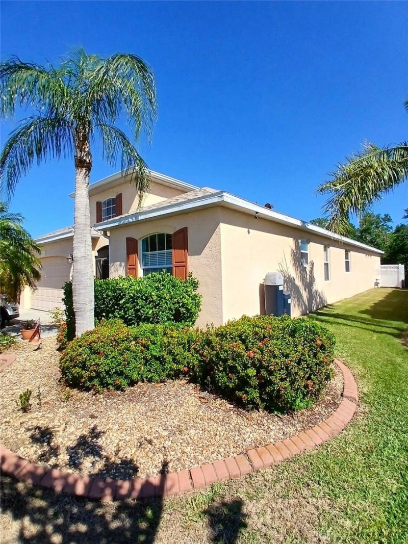 6631 63rd Terrace E, Bradenton, FL 34203 Photo