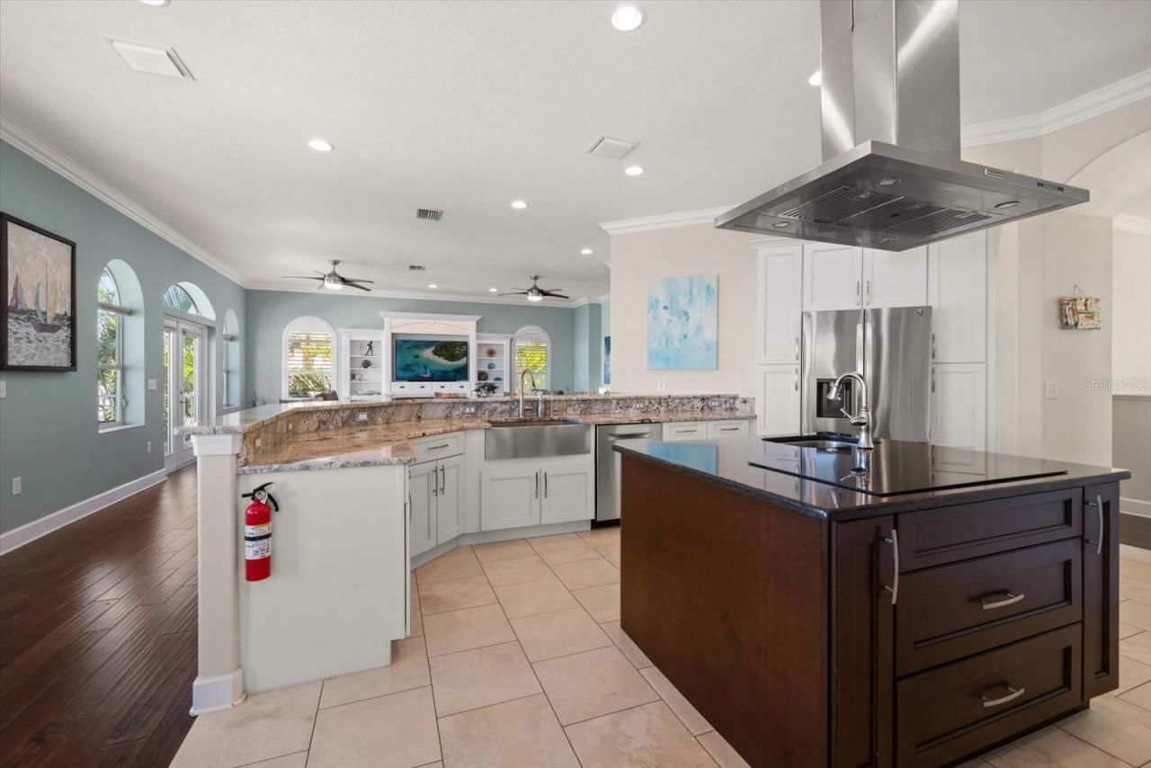 478 Harbor Drive S, Indian Rocks Beach, FL 33785 Photo