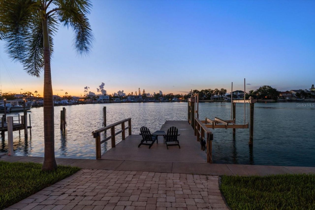 478 Harbor Drive S, Indian Rocks Beach, FL 33785 Photo