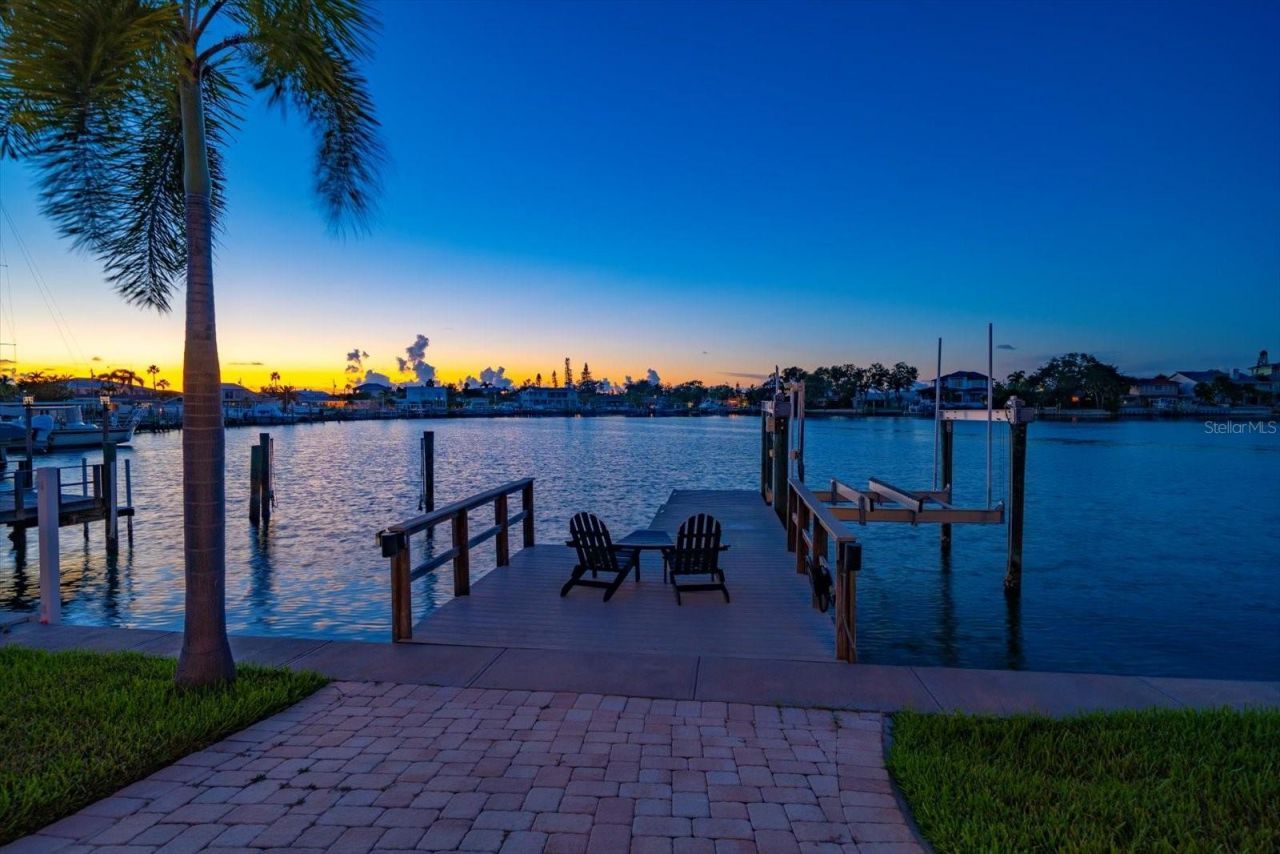 478 Harbor Drive S, Indian Rocks Beach, FL 33785 Photo