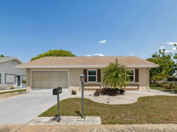 209 GENET COURT , SUN CITY CENTER, FL 33573