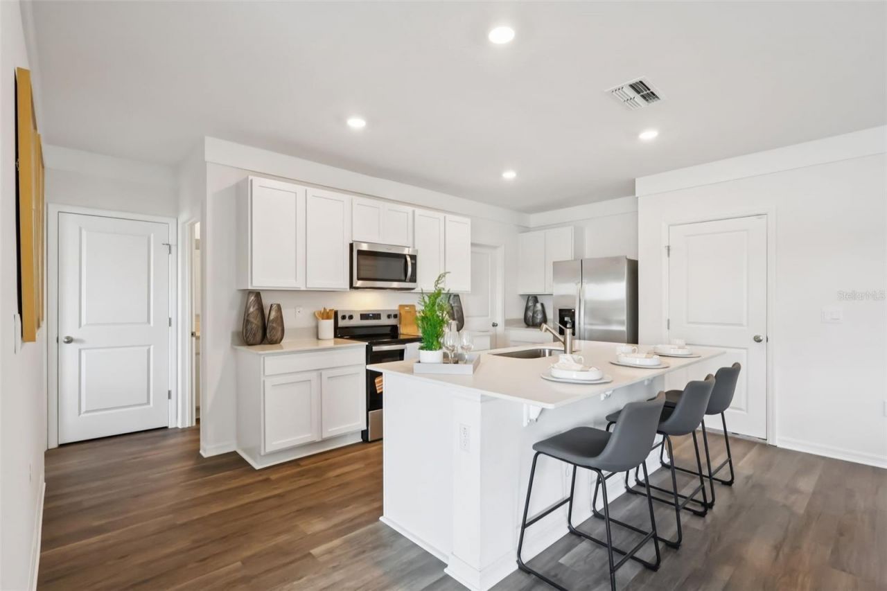 3449 Nettle Loop, Tavares, FL 32778 Photo