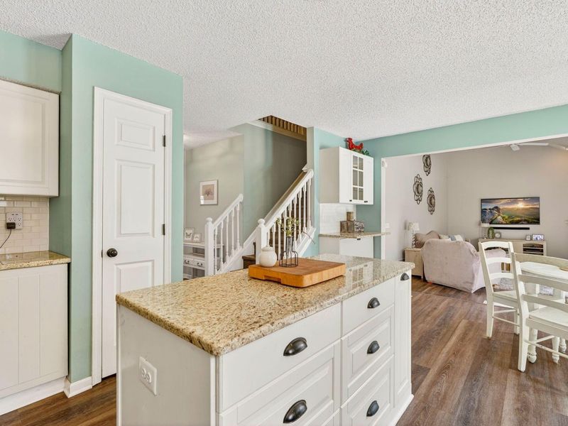 3554 W Bay Circle , Lewis Center, OH 43035 Photo 19