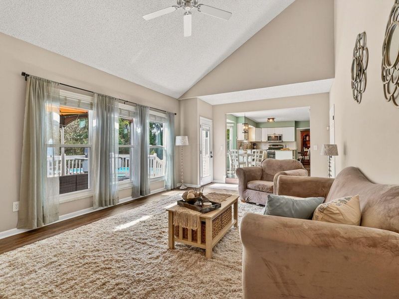 3554 W Bay Circle , Lewis Center, OH 43035 Photo 26