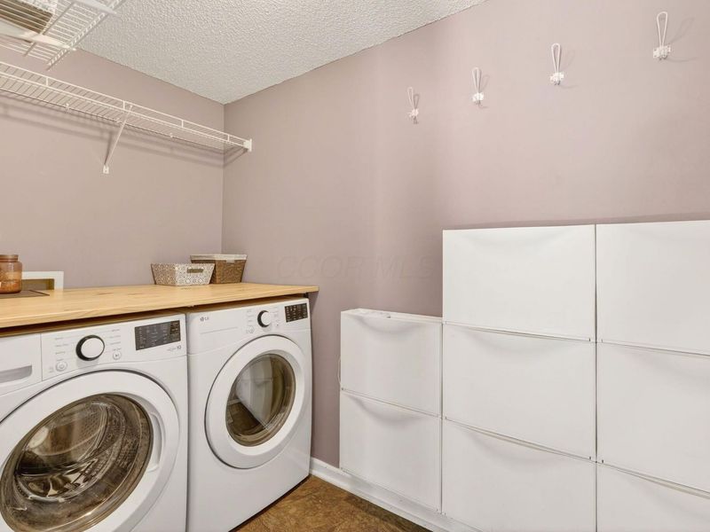 3554 W Bay Circle , Lewis Center, OH 43035 Photo 30