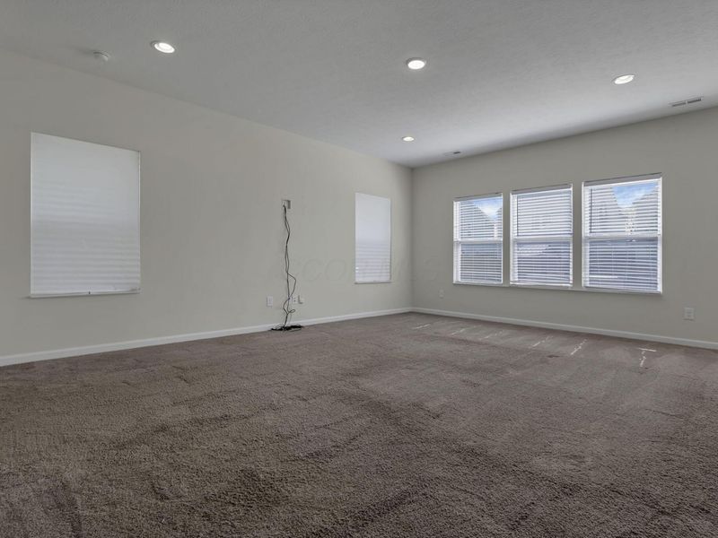 1519 Lewes Castle Drive, Grove City, OH 43123 Photo 11