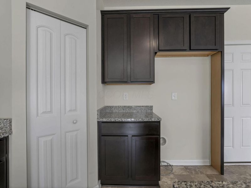 1519 Lewes Castle Drive, Grove City, OH 43123 Photo 16