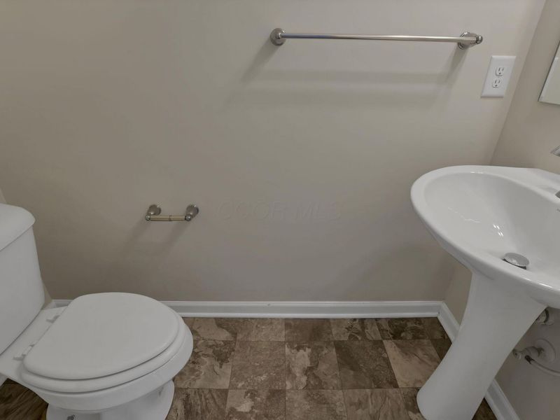 1519 Lewes Castle Drive, Grove City, OH 43123 Photo 18